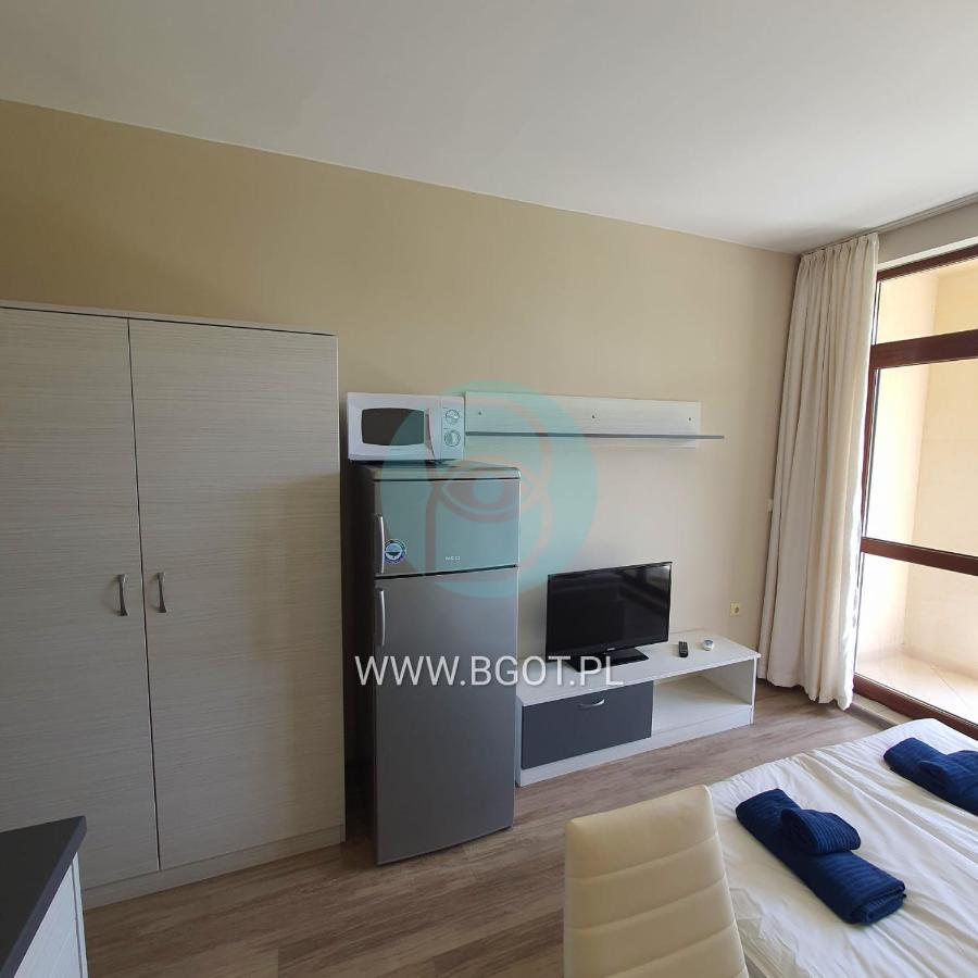 Sorrento Sole Mare - Apartments By The Beach Sveti Vlas Exterior foto