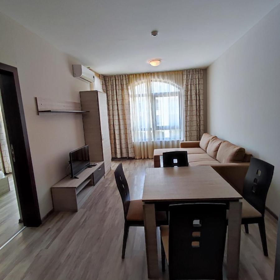Sorrento Sole Mare - Apartments By The Beach Sveti Vlas Exterior foto
