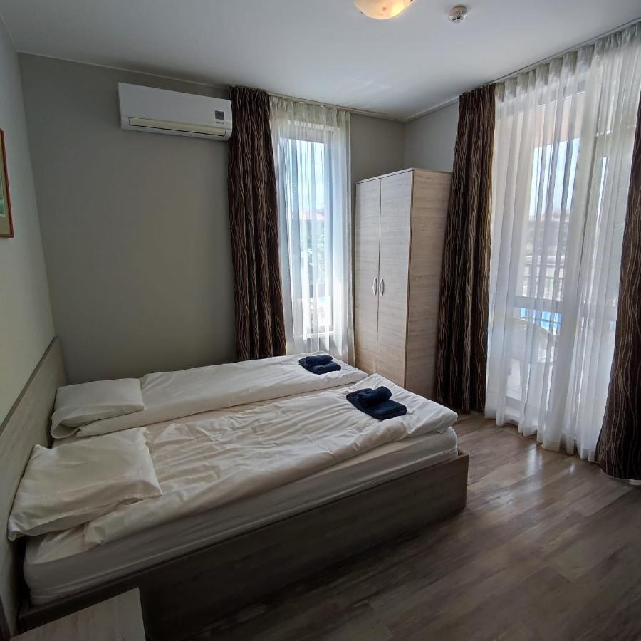 Sorrento Sole Mare - Apartments By The Beach Sveti Vlas Exterior foto